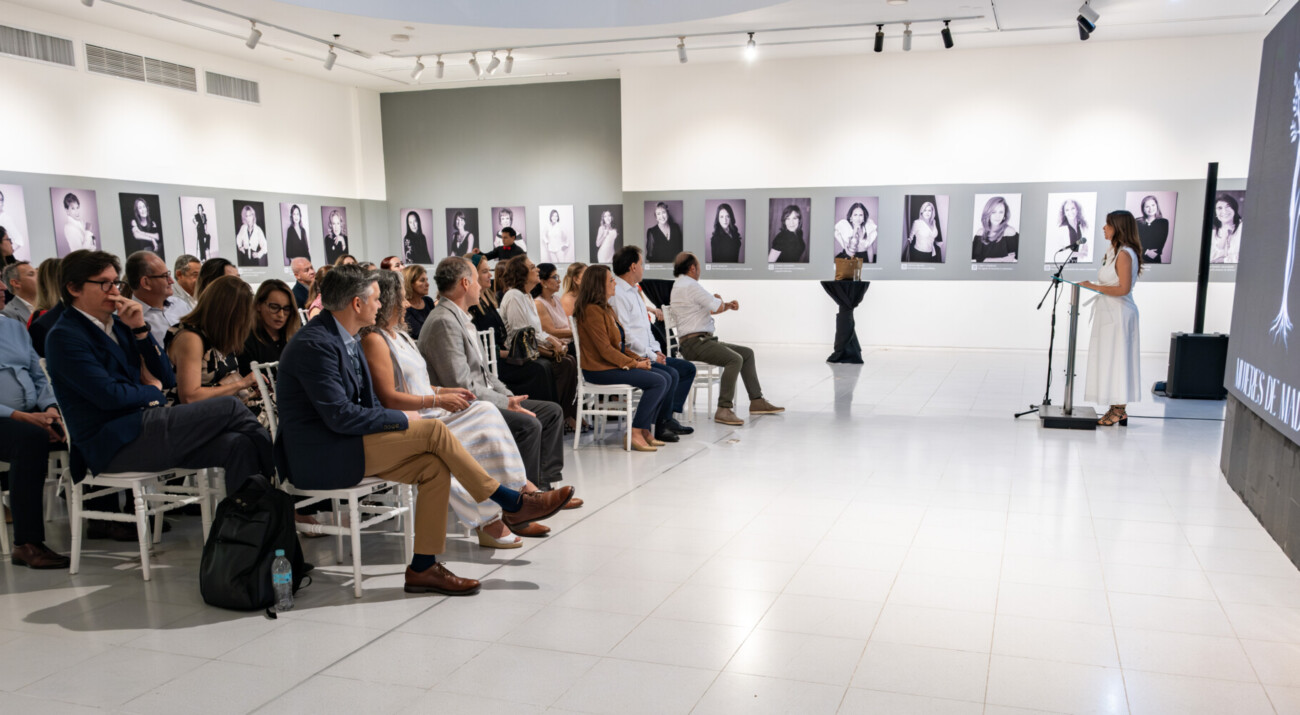 Mujeres de madera - 13