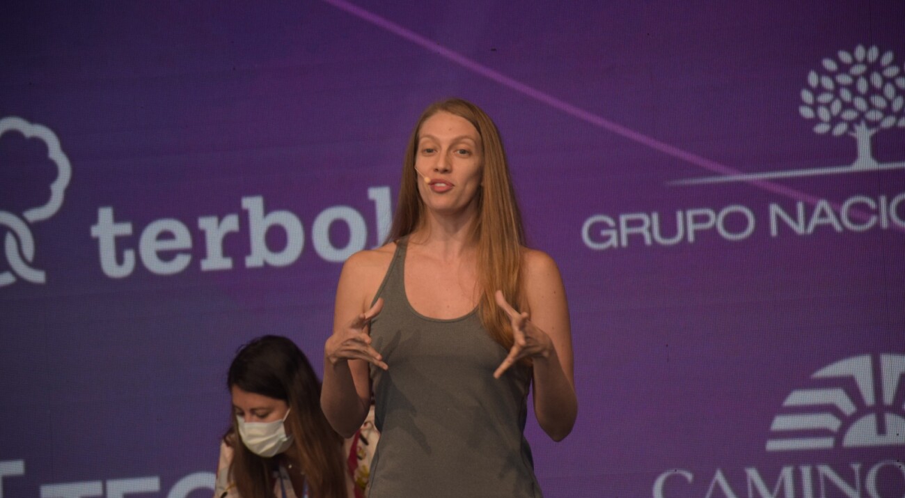 Mujer, empresa y desarrollo - 1