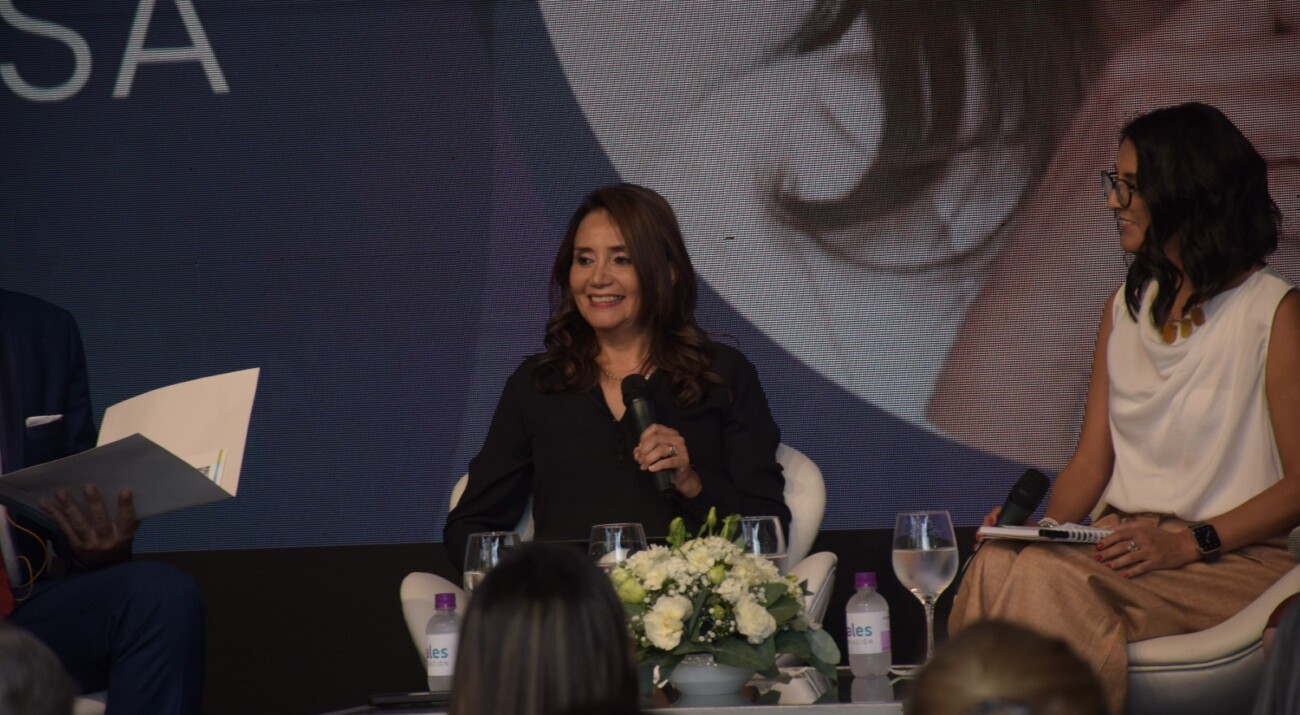 Mujer, empresa y desarrollo - 5